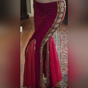 Velvet mermaid style bellydance skirt w/ side cut outs & sequins